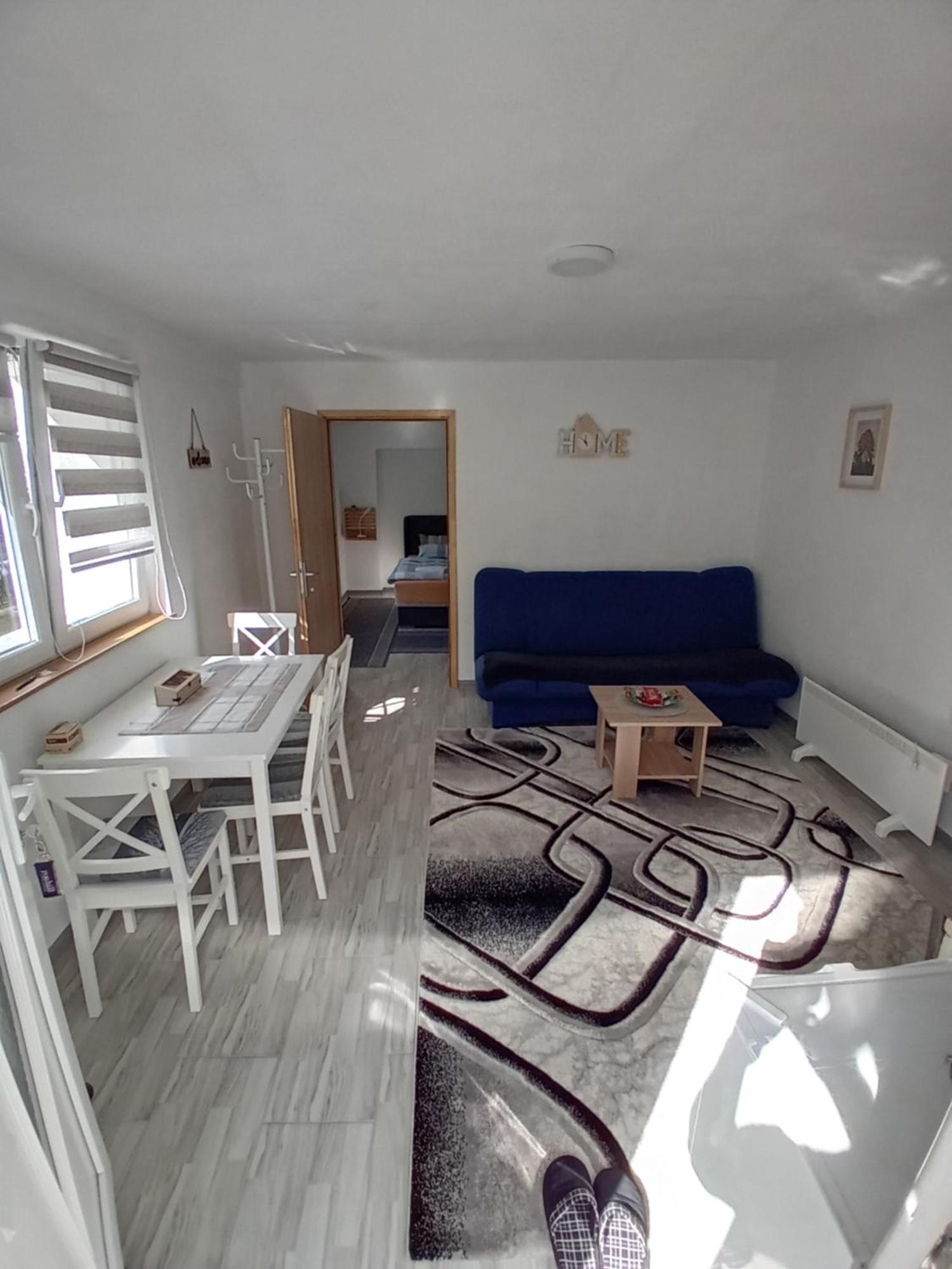 Aurora Apartment Високо Екстериор снимка