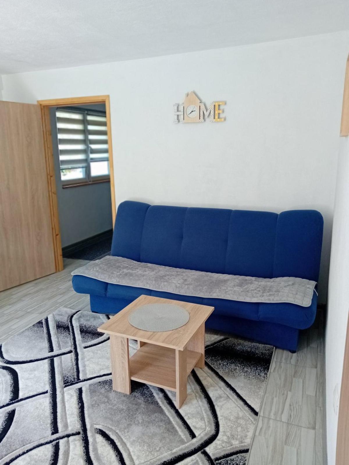 Aurora Apartment Високо Екстериор снимка