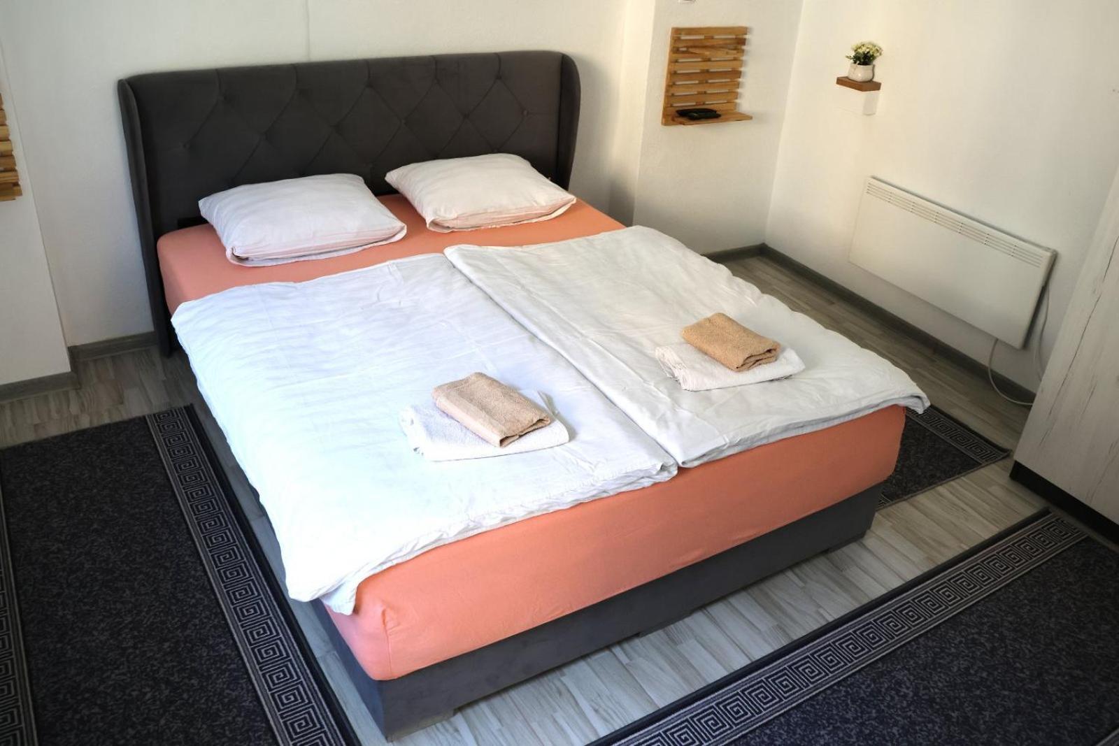 Aurora Apartment Високо Екстериор снимка