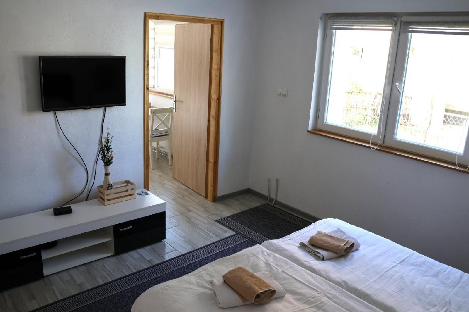 Aurora Apartment Високо Екстериор снимка